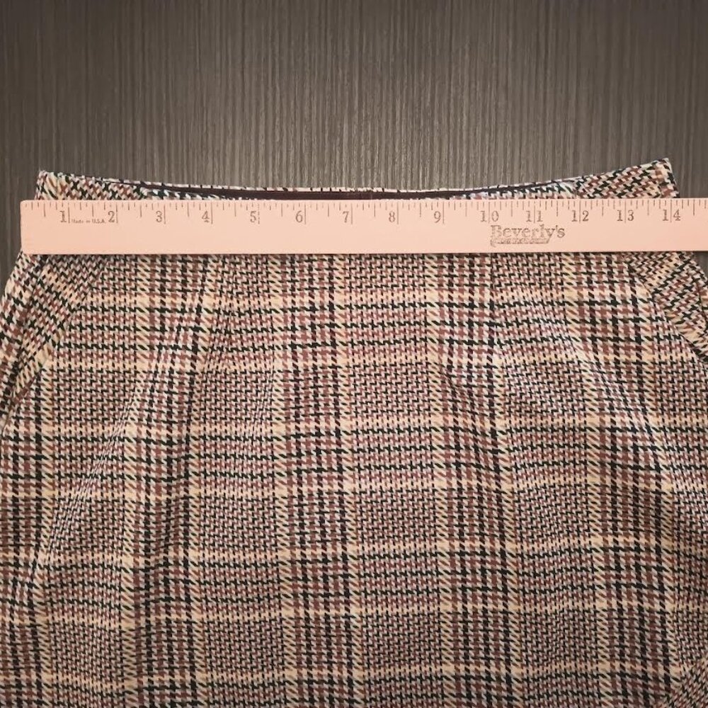CABI WOMEN'S SKIRT SHORT BROWN PLAID SIDE POCKETS PASTIME # 3584 SIZE SMALL - Picture 4 of 5